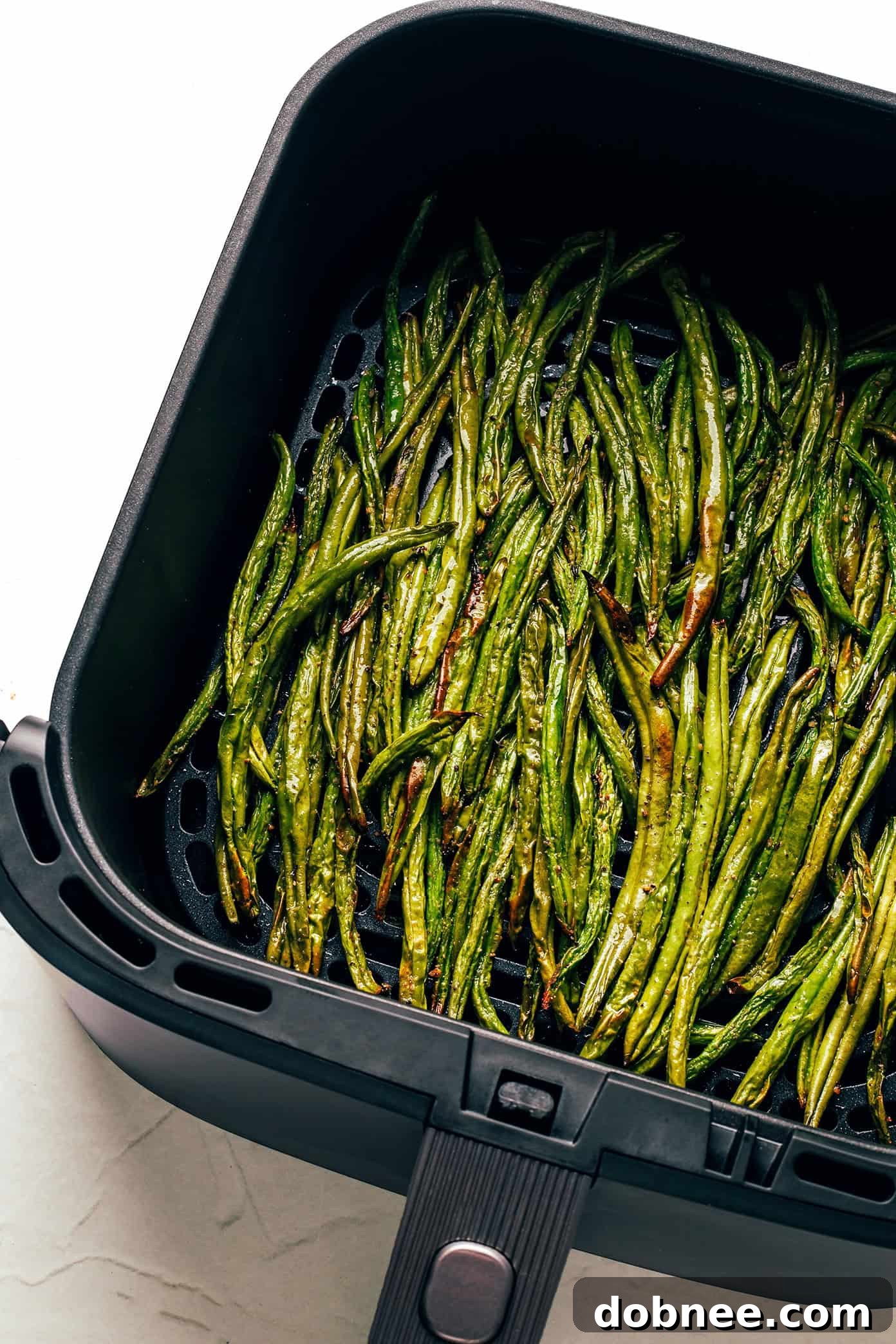 Air Fryer Green Beans: Third serving bowl shot